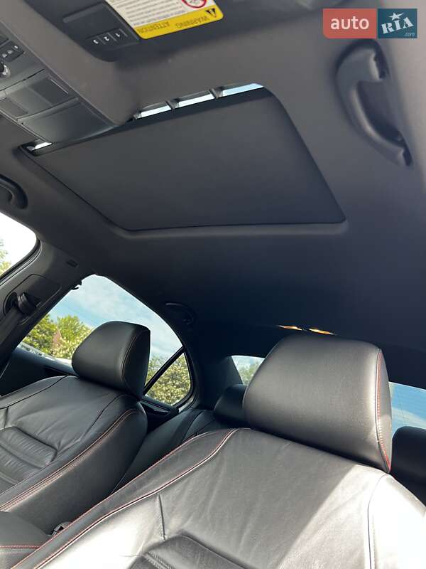 Седан Volkswagen Jetta 2017 в Киеве