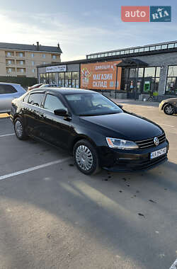 Седан Volkswagen Jetta 2017 в Києві