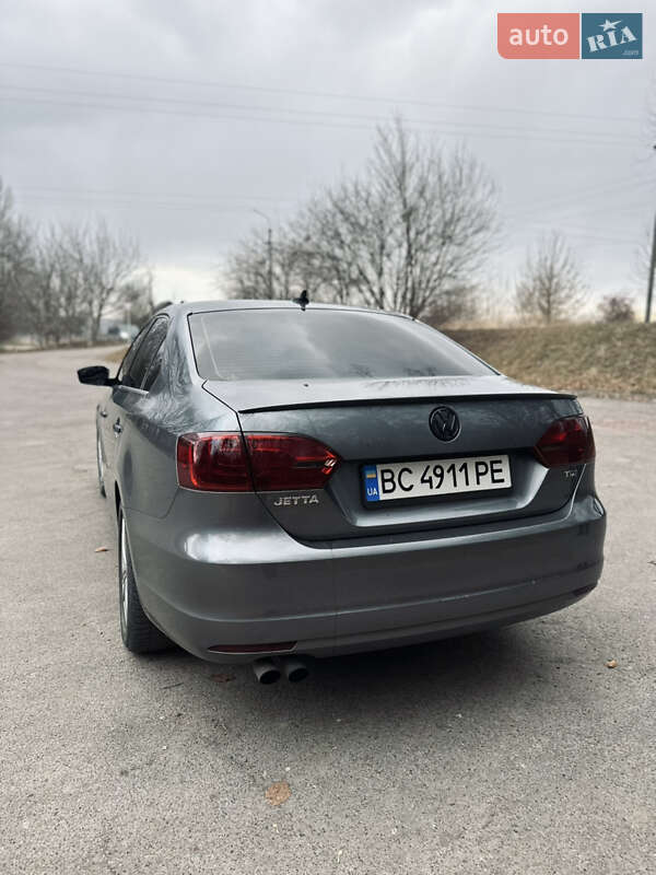 Седан Volkswagen Jetta 2013 в Рава-Русской фото 8 Седан Volkswagen Jetta 2013 в Рава-Русской