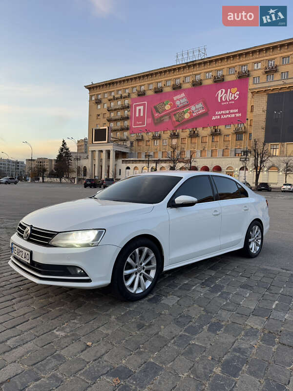 Седан Volkswagen Jetta 2016 в Харькове фото 12 Седан Volkswagen Jetta 2016 в Харькове