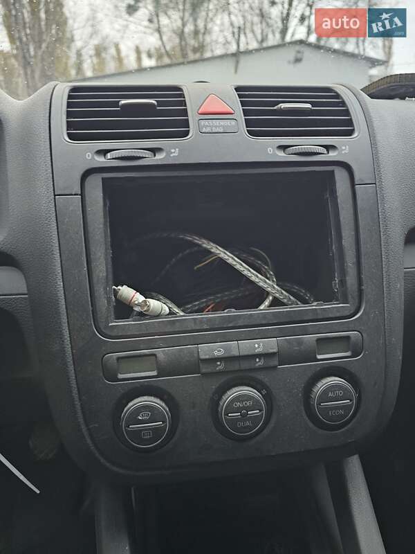 Седан Volkswagen Jetta 2007 в Киеве