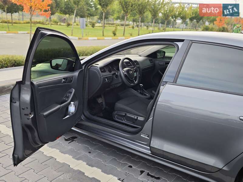 Седан Volkswagen Jetta 2015 в Ирпене фото 9 Седан Volkswagen Jetta 2015 в Ирпене