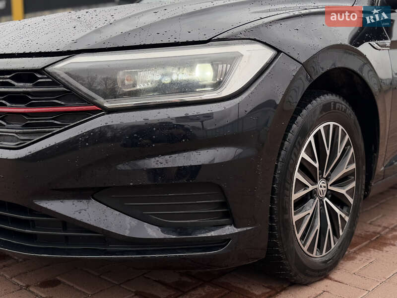 Седан Volkswagen Jetta 2018 в Полтаве