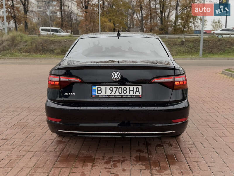 Седан Volkswagen Jetta 2018 в Полтаве