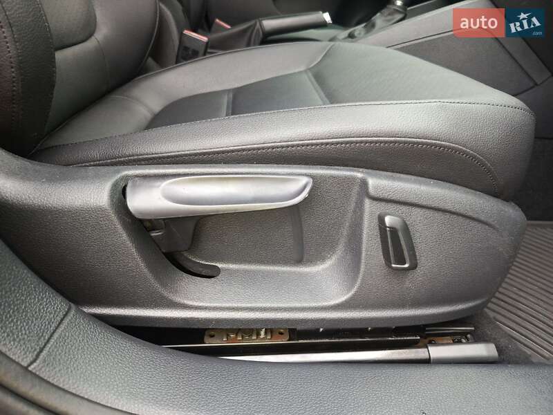 Седан Volkswagen Jetta 2014 в Днепре