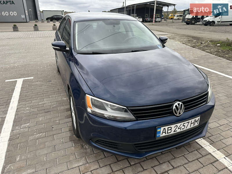 Седан Volkswagen Jetta 2012 в Киеве