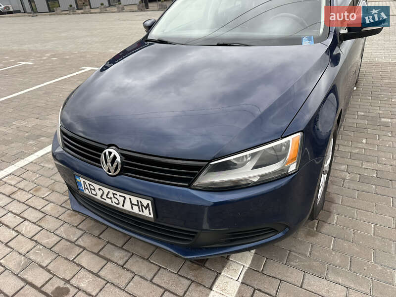 Седан Volkswagen Jetta 2012 в Киеве