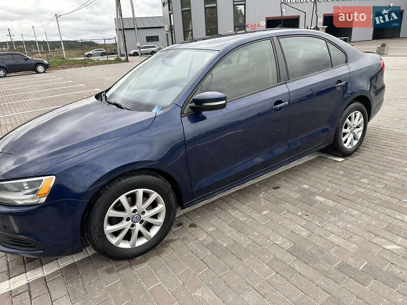 Седан Volkswagen Jetta 2012 в Киеве