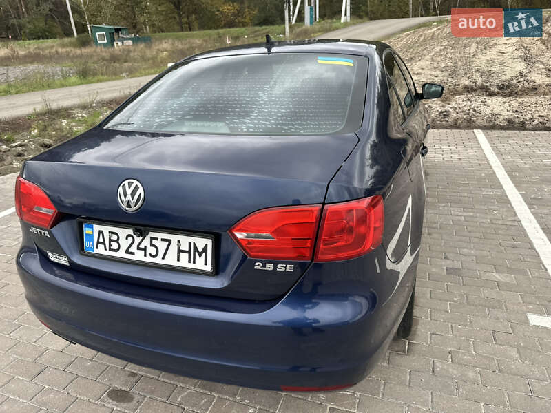 Седан Volkswagen Jetta 2012 в Киеве