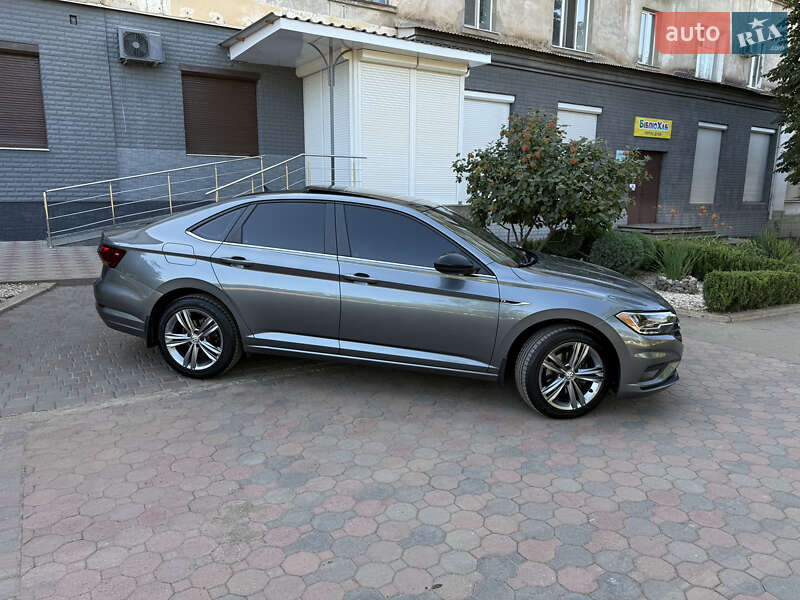 Седан Volkswagen Jetta 2019 в Кривом Роге