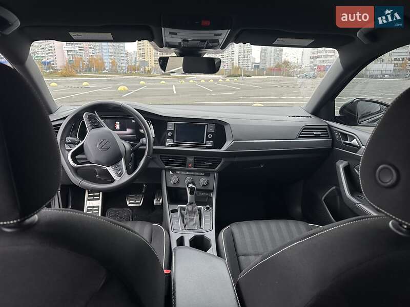 Седан Volkswagen Jetta 2023 в Киеве фото 16 Седан Volkswagen Jetta 2023 в Киеве