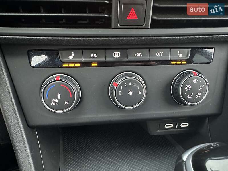 Седан Volkswagen Jetta 2023 в Киеве фото 24 Седан Volkswagen Jetta 2023 в Киеве