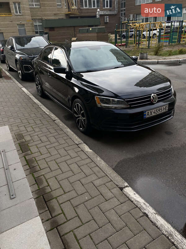 Седан Volkswagen Jetta 2015 в Киеве фото 3 Седан Volkswagen Jetta 2015 в Киеве