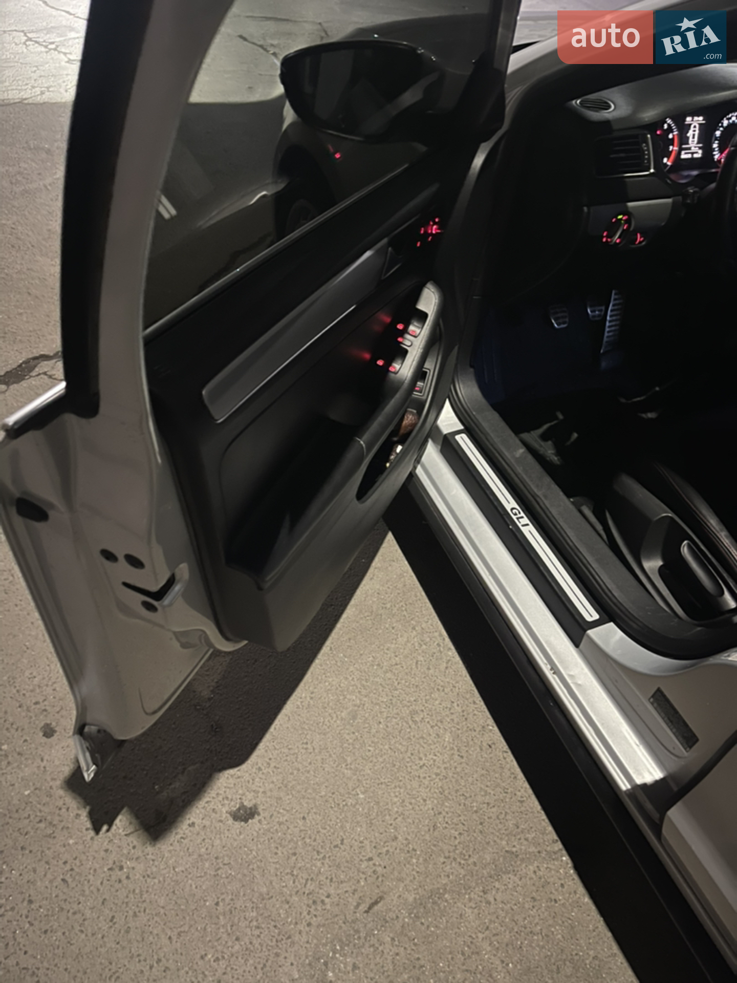 2012 Volkswagen Jetta - мініатюра 24