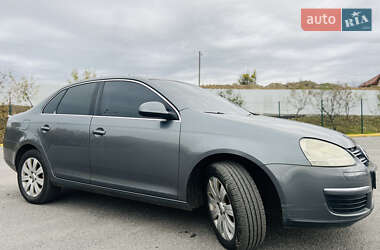 Седан Volkswagen Jetta 2007 в Ужгороді