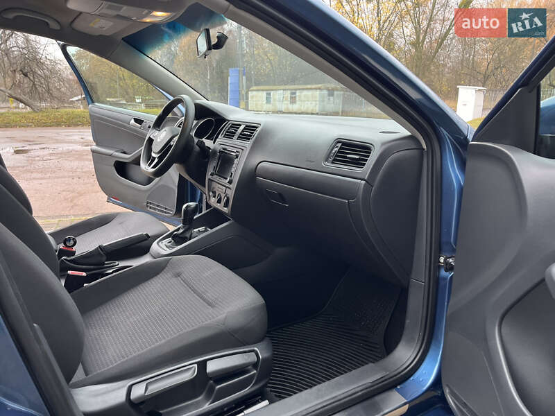 Седан Volkswagen Jetta 2014 в Чернігові фото 23 Седан Volkswagen Jetta 2014 в Чернігові