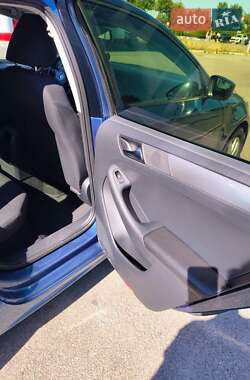 Седан Volkswagen Jetta 2015 в Днепре