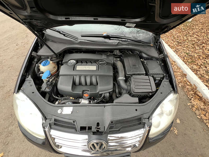 Седан Volkswagen Jetta 2006 в Полтаве