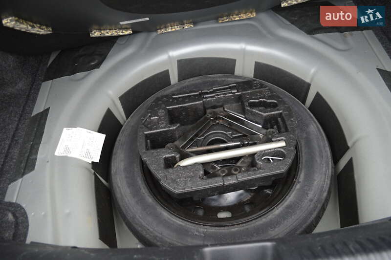 Седан Volkswagen Jetta 2016 в Кропивницькому фото 13 Седан Volkswagen Jetta 2016 в Кропивницькому