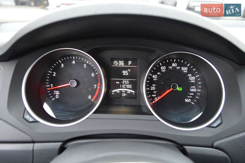 Седан Volkswagen Jetta 2016 в Кропивницькому фото 21 Седан Volkswagen Jetta 2016 в Кропивницькому