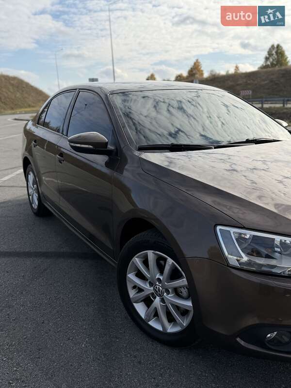Седан Volkswagen Jetta 2012 в Полтаве фото 3 Седан Volkswagen Jetta 2012 в Полтаве