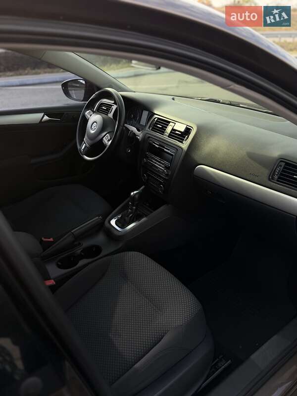 Седан Volkswagen Jetta 2012 в Полтаве фото 9 Седан Volkswagen Jetta 2012 в Полтаве