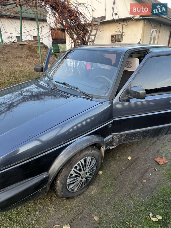 Седан Volkswagen Jetta 1990 в Старичах