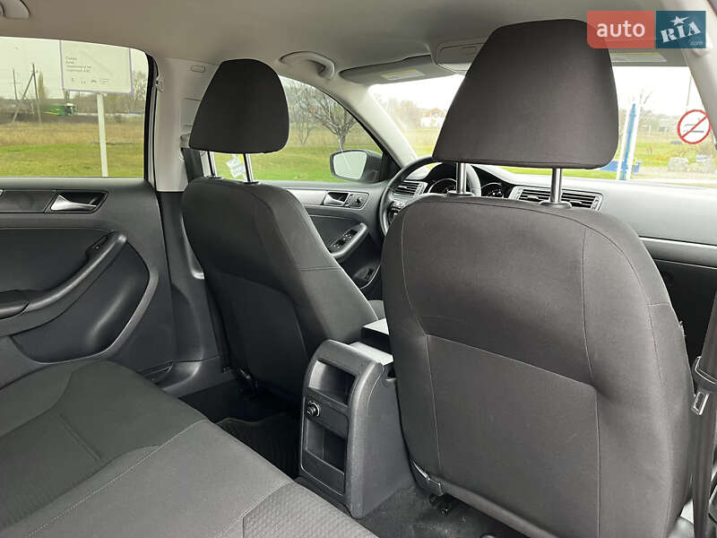 Седан Volkswagen Jetta 2014 в Кобеляках фото 31 Седан Volkswagen Jetta 2014 в Кобеляках