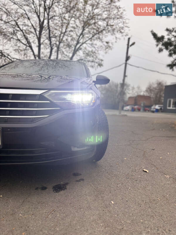 Седан Volkswagen Jetta 2019 в Полтаве фото Седан Volkswagen Jetta 2019 в Полтаве