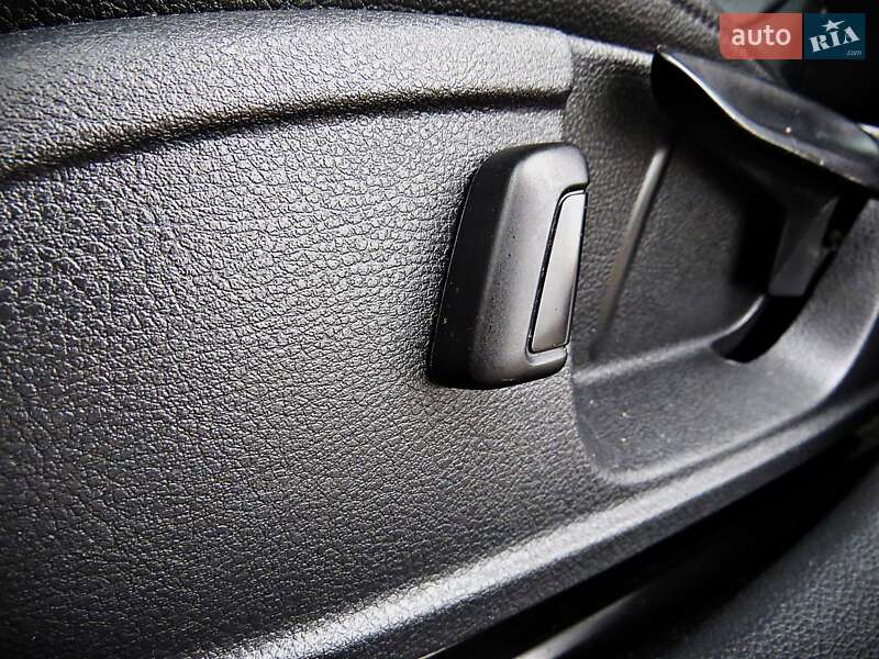 Седан Volkswagen Jetta 2014 в Черкассах