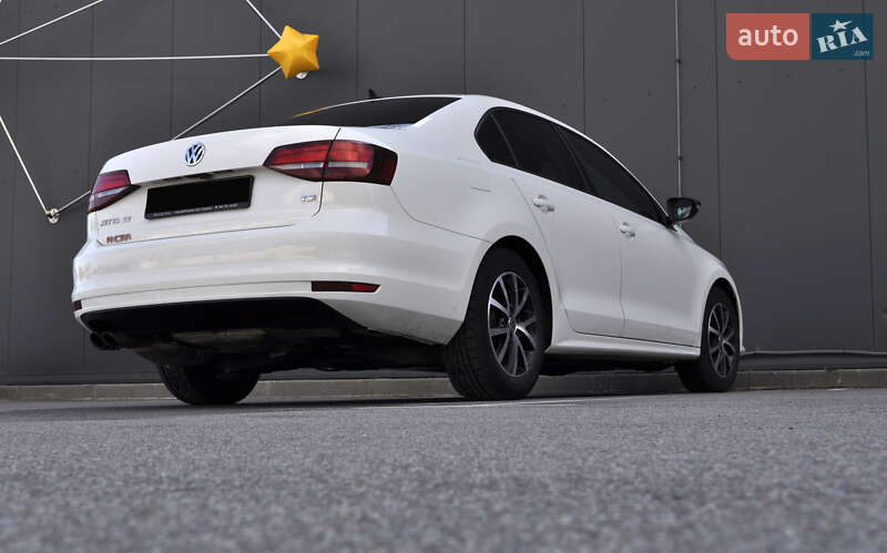 Седан Volkswagen Jetta 2016 в Києві фото 6 Седан Volkswagen Jetta 2016 в Києві