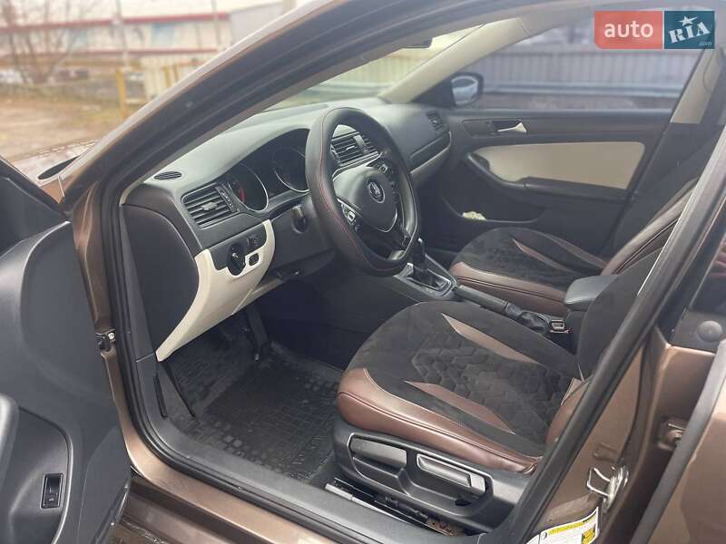 Седан Volkswagen Jetta 2014 в Харкові