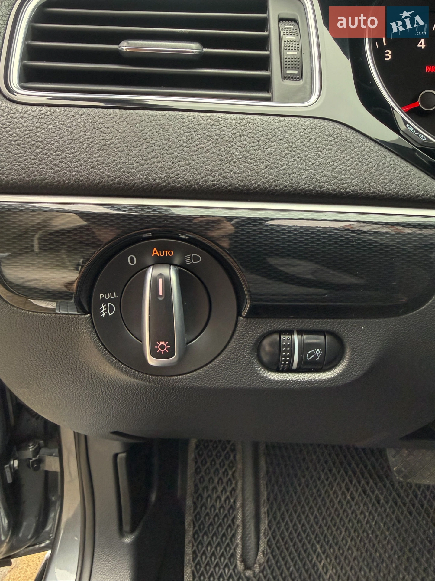 2015 Volkswagen Jetta - мініатюра 17