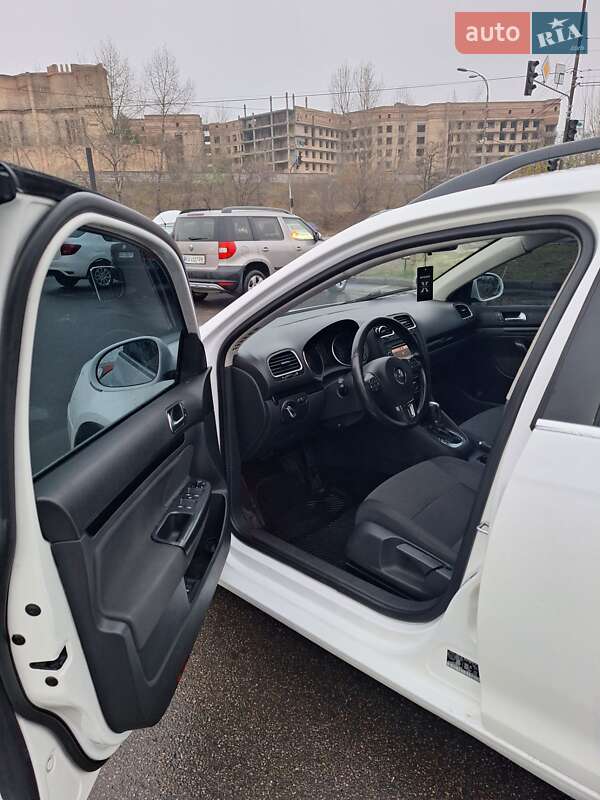 Универсал Volkswagen Jetta 2012 в Киеве фото 28 Универсал Volkswagen Jetta 2012 в Киеве