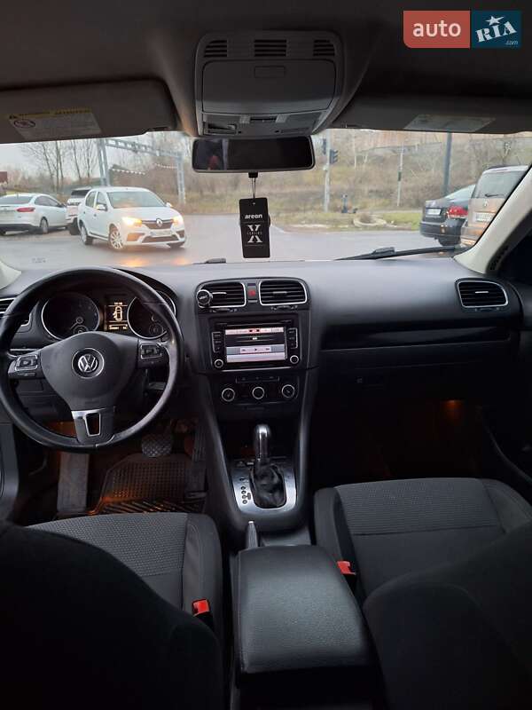 Универсал Volkswagen Jetta 2012 в Киеве фото 33 Универсал Volkswagen Jetta 2012 в Киеве
