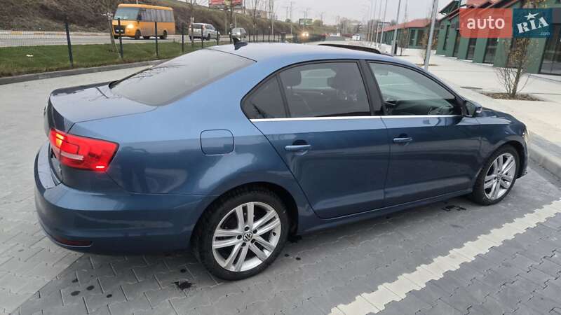 Седан Volkswagen Jetta 2015 в Ірпені