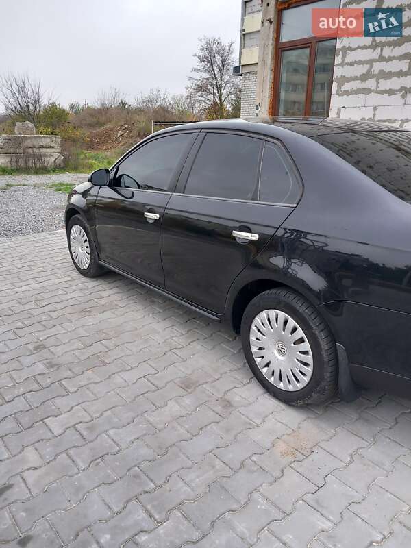 Седан Volkswagen Jetta 2008 в Ладыжине