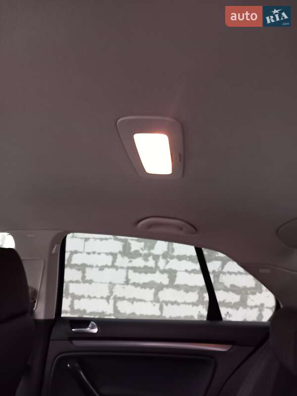 Седан Volkswagen Jetta 2008 в Ладыжине