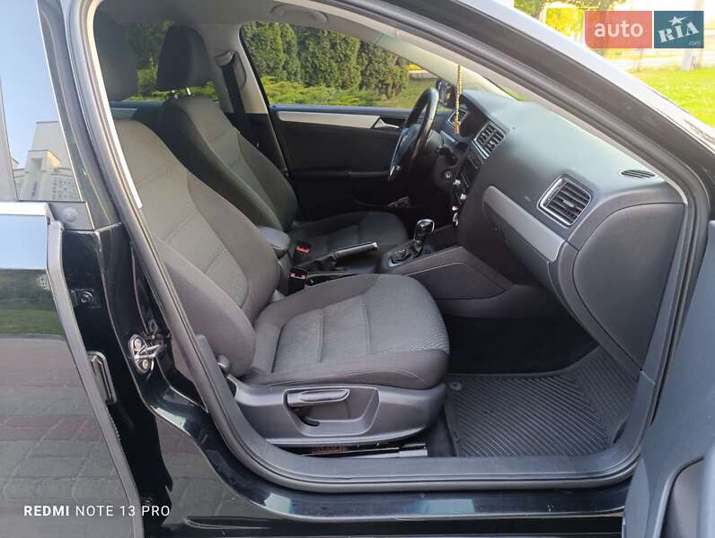 Седан Volkswagen Jetta 2012 в Кропивницком фото 13 Седан Volkswagen Jetta 2012 в Кропивницком