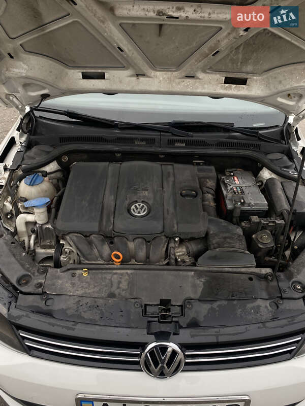 Седан Volkswagen Jetta 2012 в Киеве