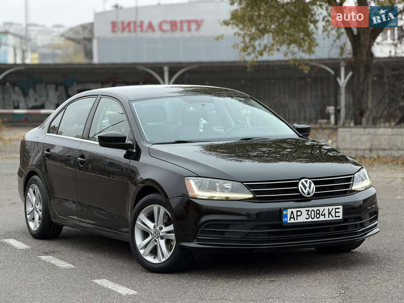 Седан Volkswagen Jetta 2016 в Запорожье
