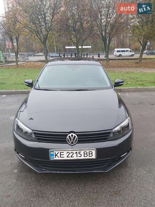 Седан Volkswagen Jetta 2012 в Днепре фото Седан Volkswagen Jetta 2012 в Днепре