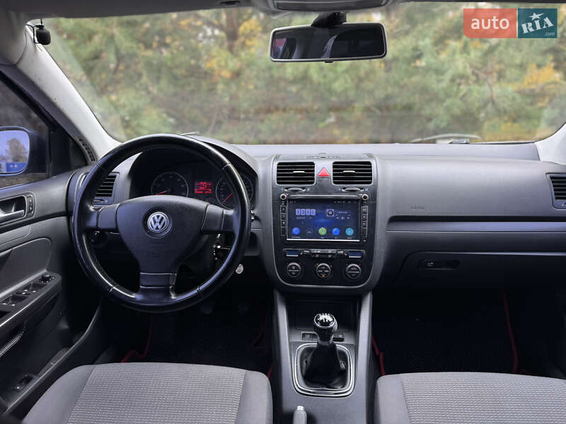 Седан Volkswagen Jetta 2008 в Києві