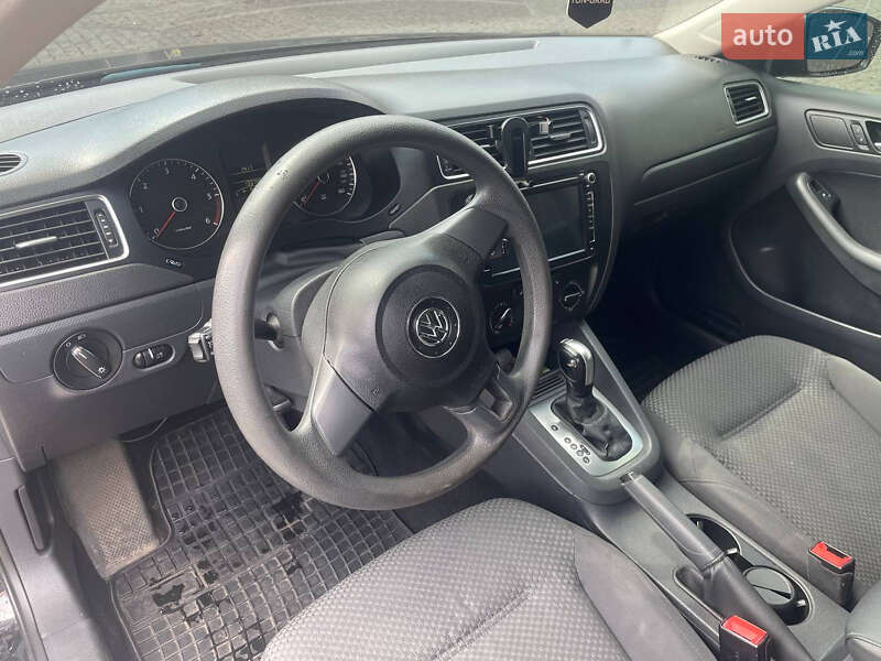 Седан Volkswagen Jetta 2014 в Софиевской Борщаговке фото 9 Седан Volkswagen Jetta 2014 в Софиевской Борщаговке