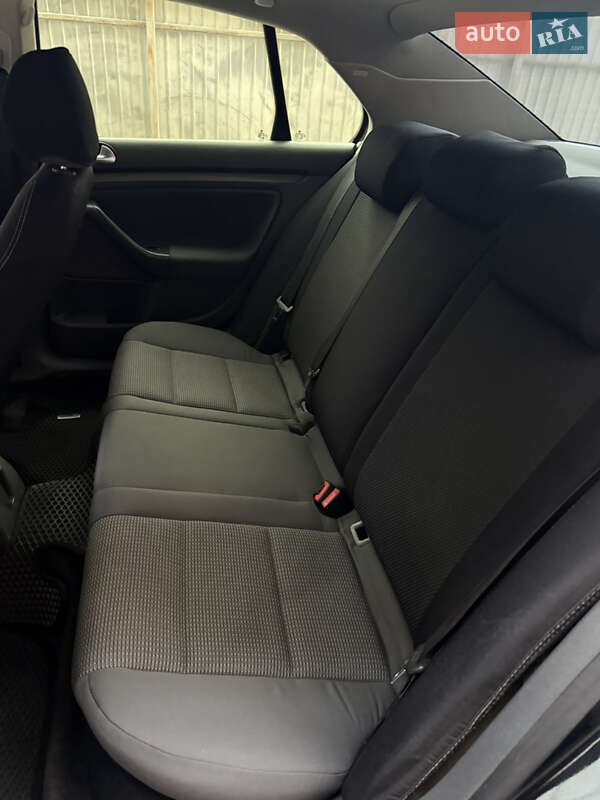 Седан Volkswagen Jetta 2007 в Каменец-Подольском