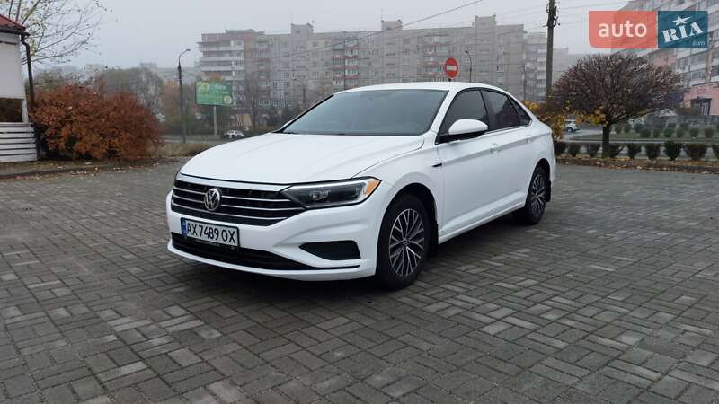 Volkswagen Jetta 2021