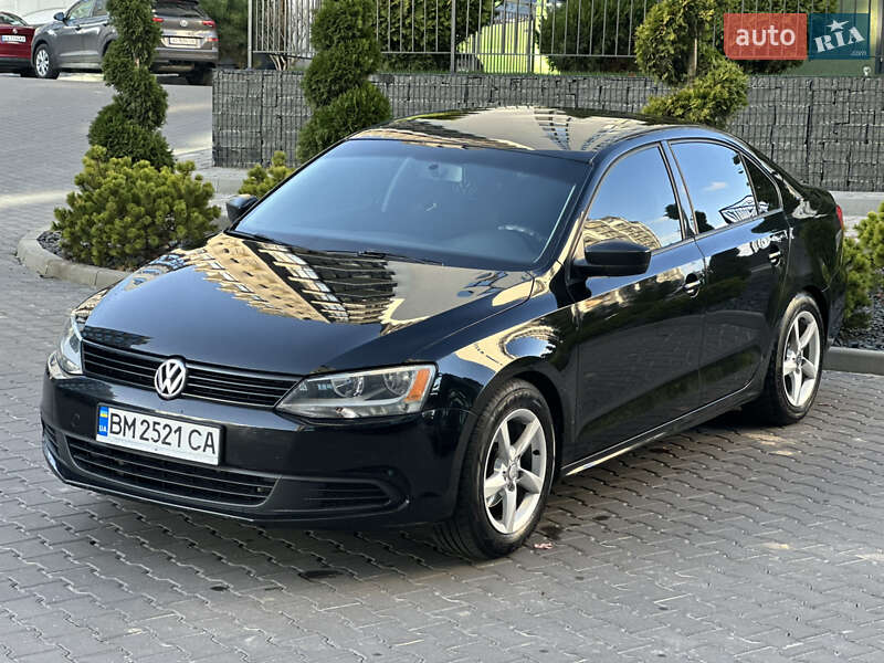 Седан Volkswagen Jetta 2014 в Киеве