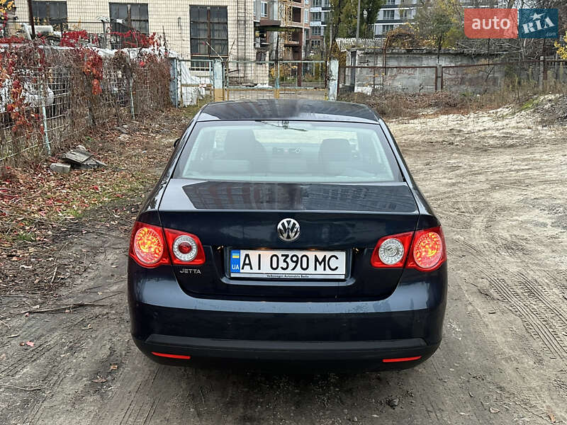 Седан Volkswagen Jetta 2008 в Києві