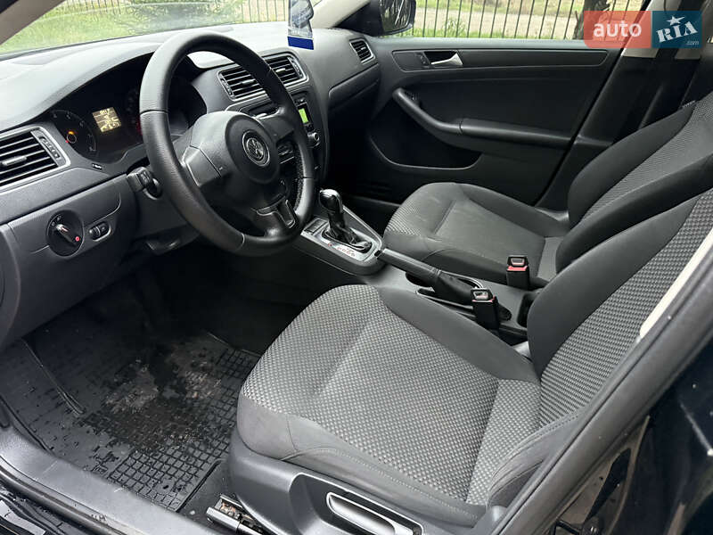 Седан Volkswagen Jetta 2012 в Нежине