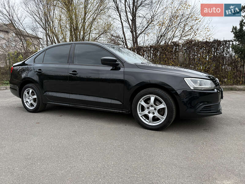 Седан Volkswagen Jetta 2012 в Нежине